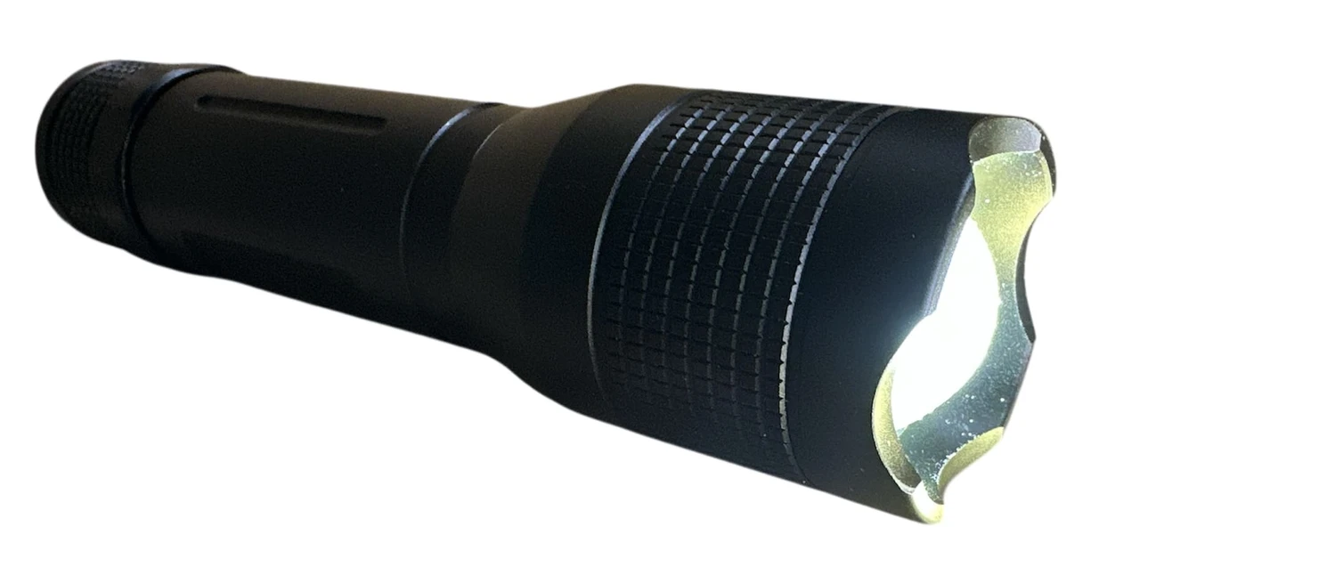 Zoom Torch - High Power 1500 Lumens