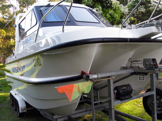 Twin Hull (Cat) Boat Catch - Small (2.5m - 5.9m) - Image 5