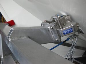 Twin Hull (Cat) Boat Catch - Small (2.5m - 5.9m)